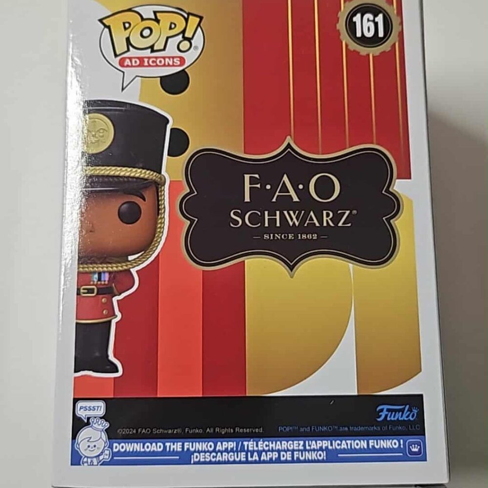Funko Pop! Ad Icons: FAO Schwarz - Toy Soldier #161. - Picture 6 of 9